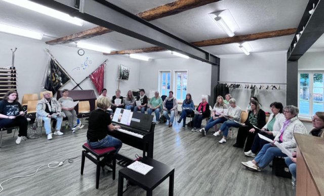 Volle Besetzung bei der Probe